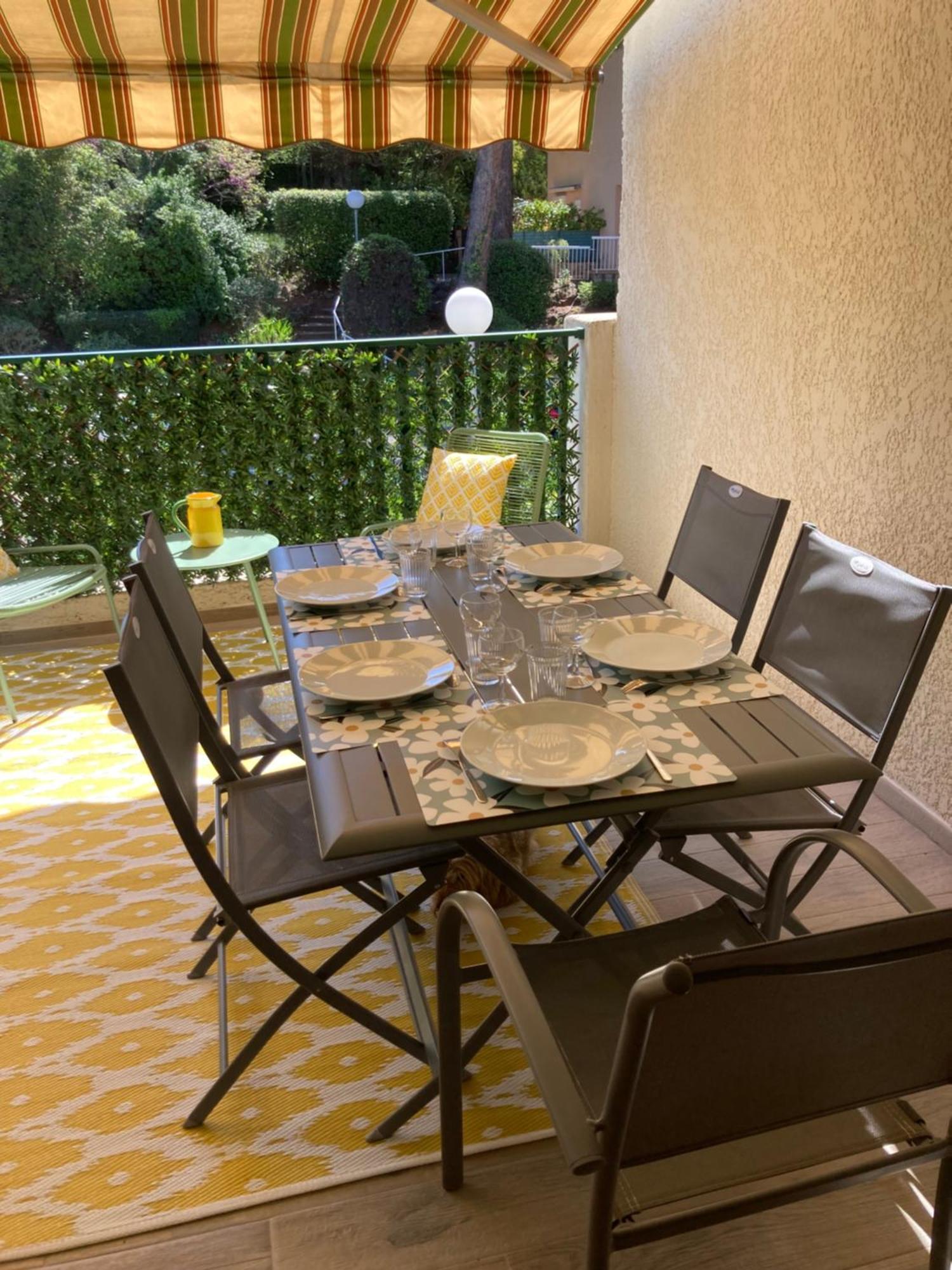 Studio 110 Grande Terrasse Proche Mer Bandol Buitenkant foto